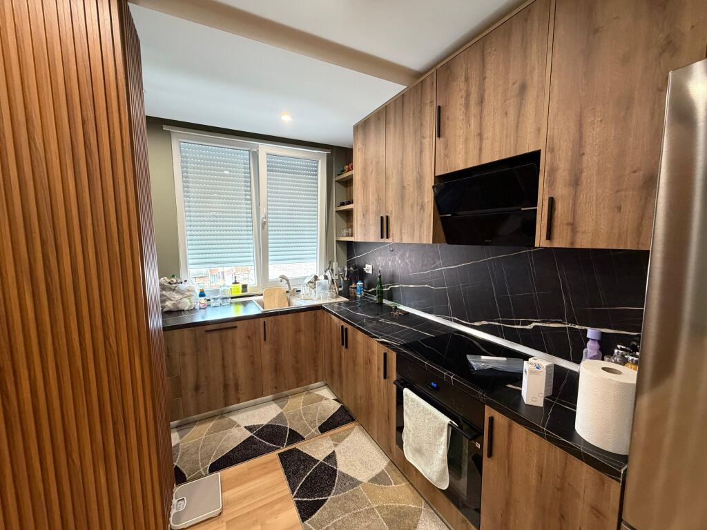 🏡 Jepet me qira – Apartament 2+1+2 📍 Ish Tregu Elektrik