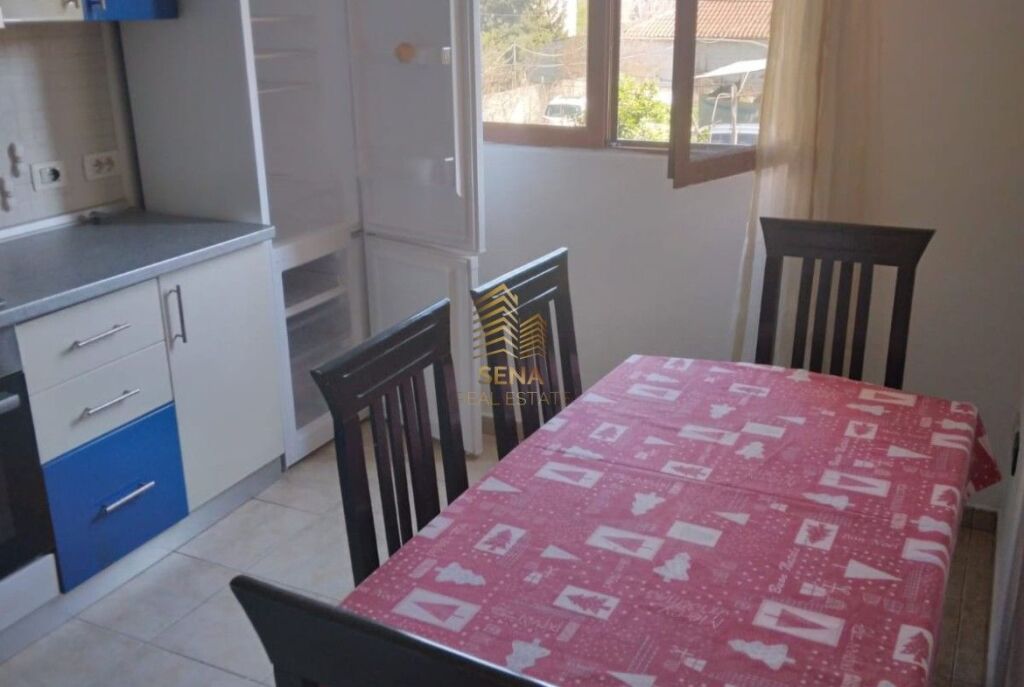 Qira,Hyrje Private, 2+1+Post Prkimi,Astir,38.000 Lekemuaj i Diskutueshem