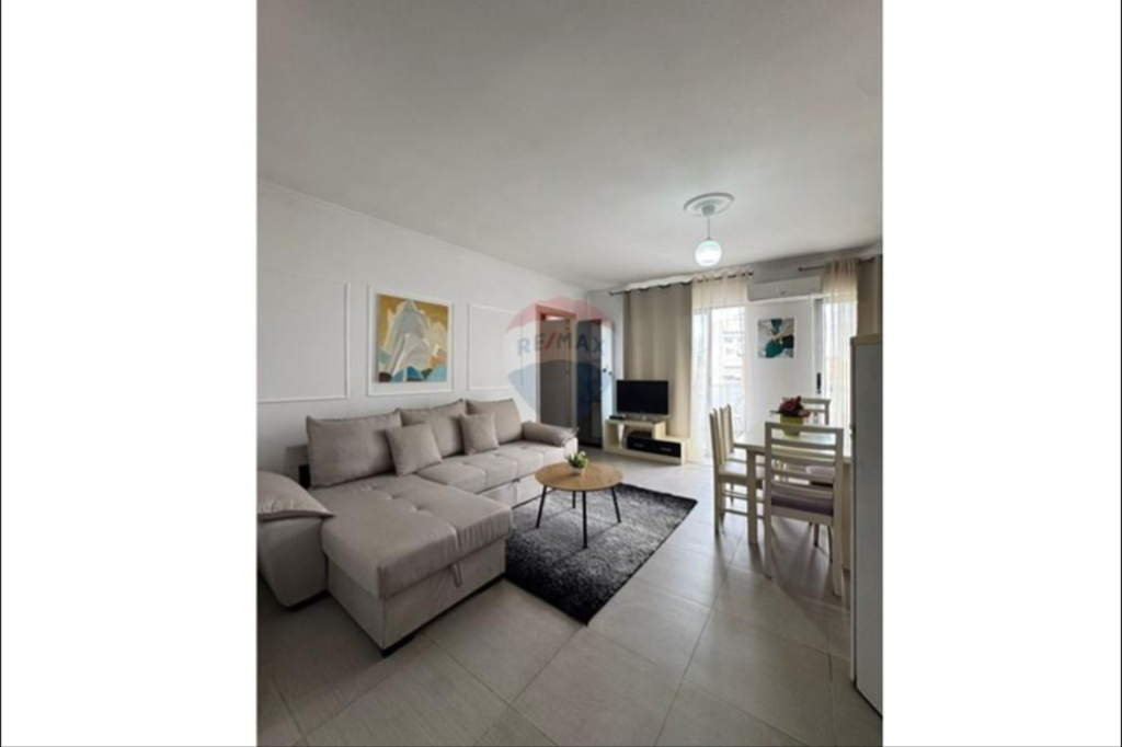 Apartament per qera 1+1 tek Komuna e Parisit