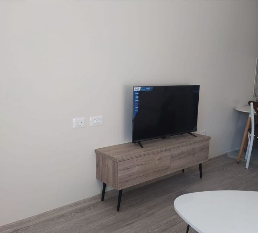 Qera | Apartament 1 + 1 | Shkozë | 350 €/muaj