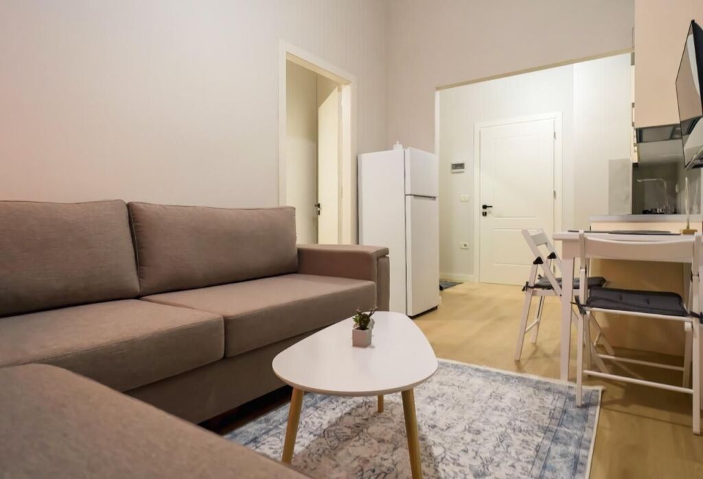 🏢Zogu i Zi, near Ring Center, apartment 1+1, furnished, for rent. 650 Euro   