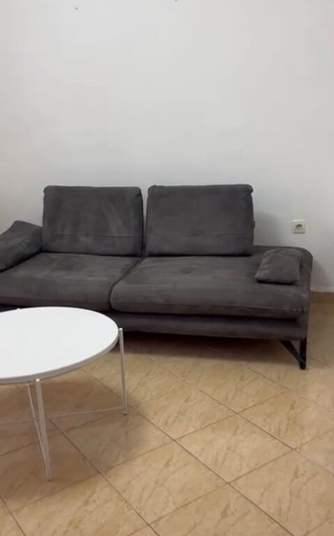 Apartament me qira 1+1 në Porcelan!