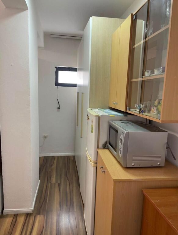 Ish Parku Autobuzave  Shesim apartament garzonier