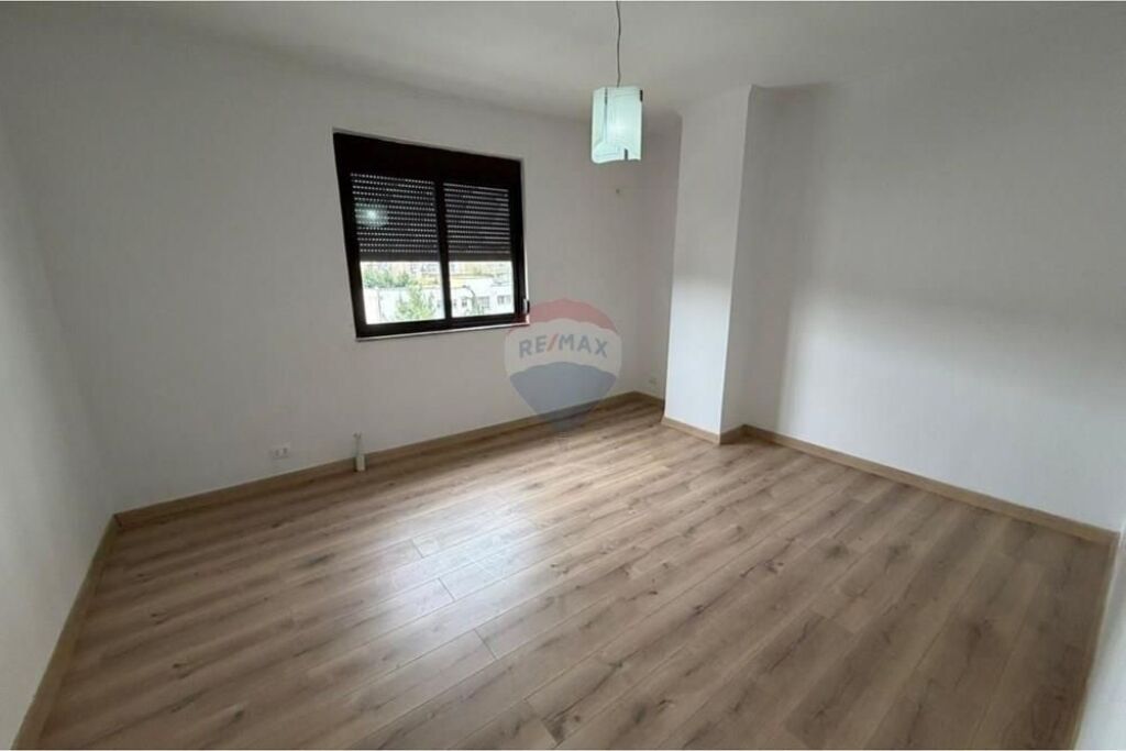 Appartamento - In Vendita - Via Pandi Dardha, Tirana(ID: 530261057-348)
