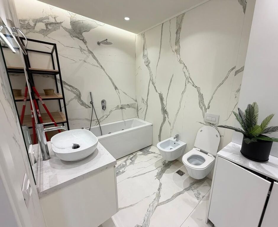 📌 Penthouse me Qira – Secret Garden, pranë TEG