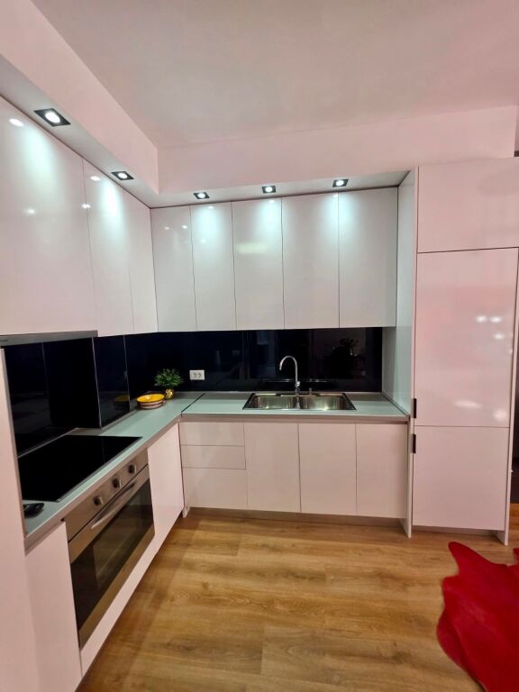 📣 SHITET Apartament 1+1 📍 Prane Mozaikut Te Tiranes ✨