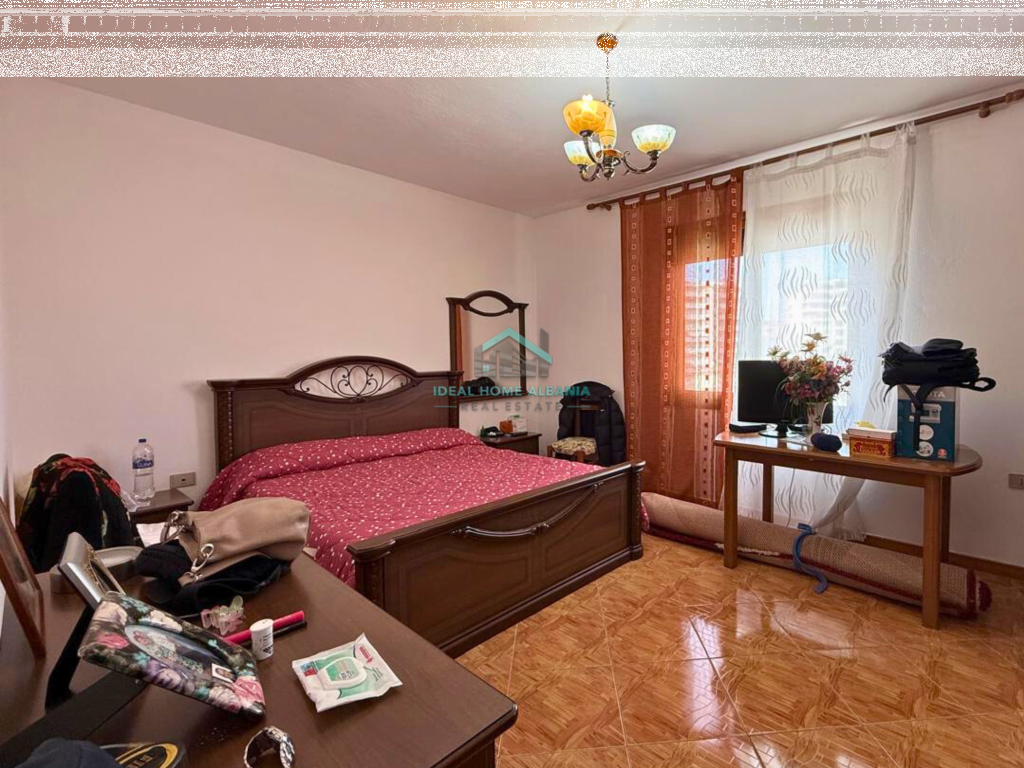 Apartament 1+1 për Shitje, Vlore (Pranë Bulevardit Kryesor)