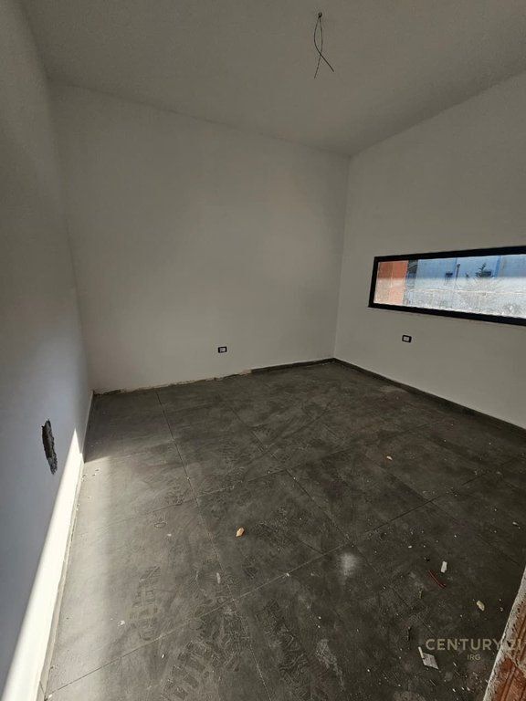 SHESIM APARTAMENT 2+1 TEK LURA 5, GJIRI I LALZIT