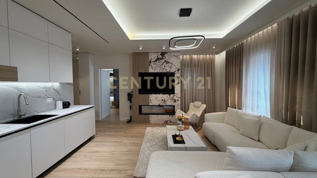 Shitet super apartament 1+1 tek Zogu i Zi!