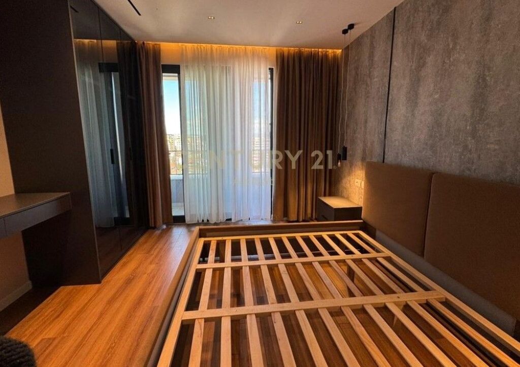 APPARTAMENTO IN VENDITA 1+1 E POSTO AUTO, NUOVO BOULEVARD