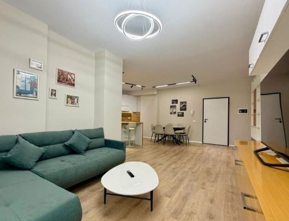 APARTAMENT MODERN 2+1+2 PER QERA