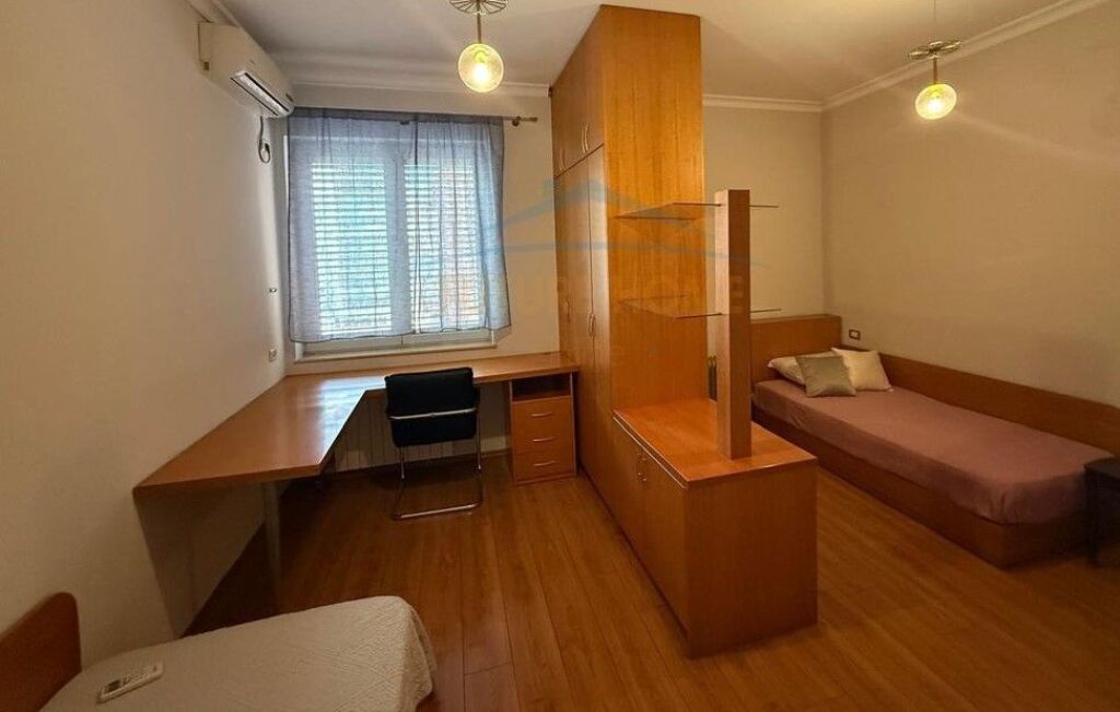 Bllok , Qera, Apartament