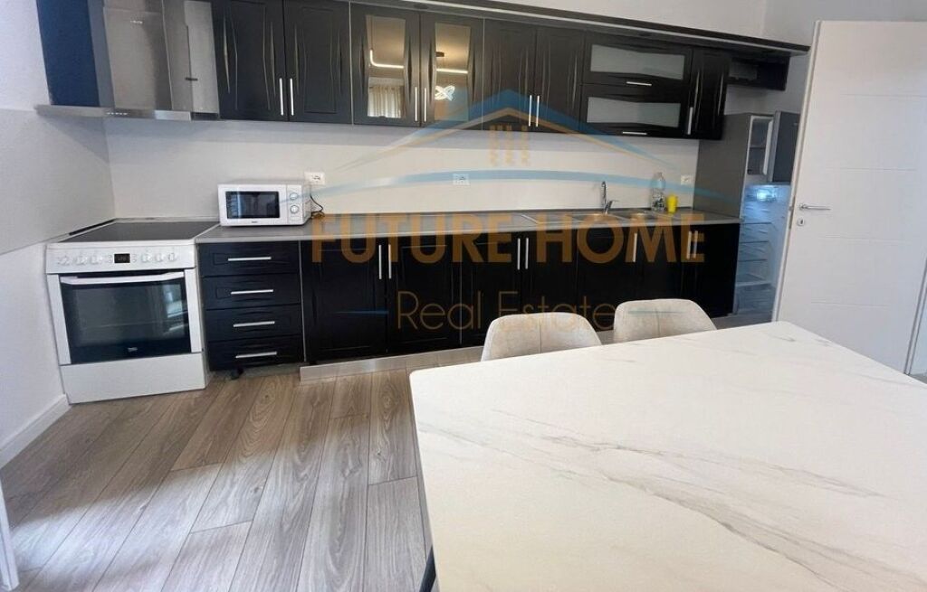 Qera kodra e diellit