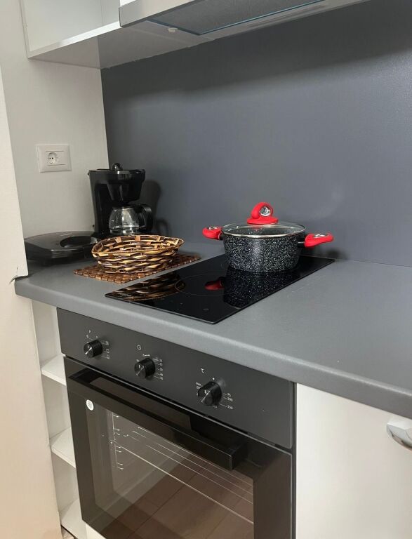 Garsoniere Për Qira