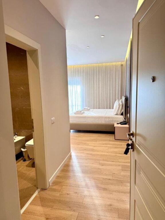 Hotel me qera ne Vlore (ID BH24) Vlore