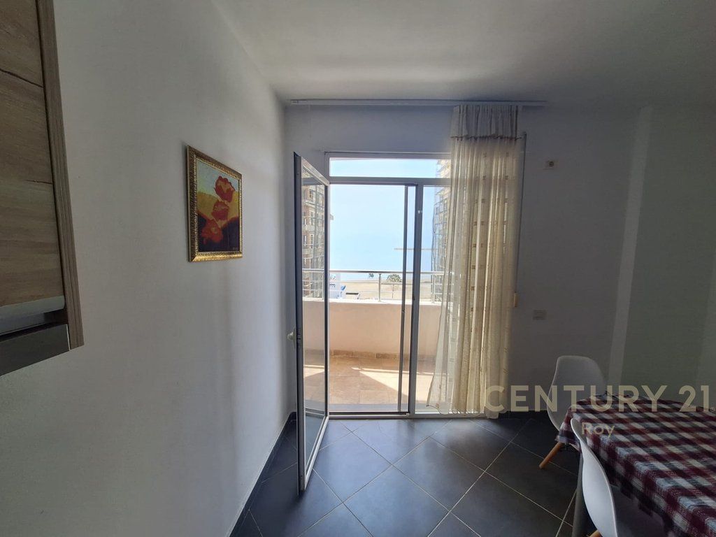 Apartment with Sea View 2+1+3 For Rent on the Beach, Durrës – 780€ | 130 m²