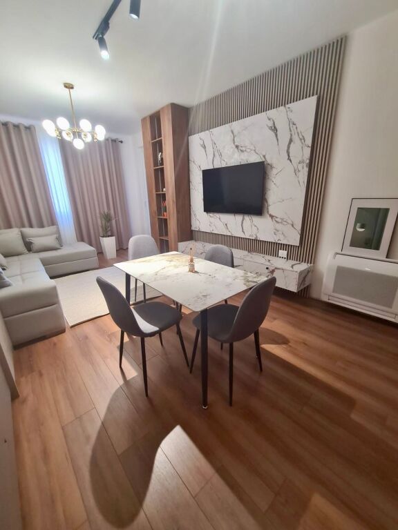 📣 AFFITTO SUPER Appartamento 1+1 📍 Ambasciata Americana, Vicino alla Scuola "Osman Myderizi" ✨