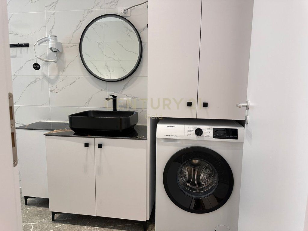 Premium 2+1+2 apartment for rent with parking space