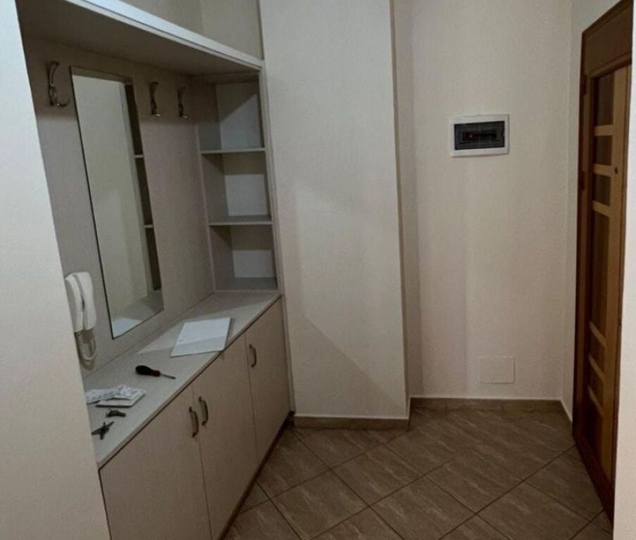 Jepet apartament 1+1 tek Kodra e Diellit