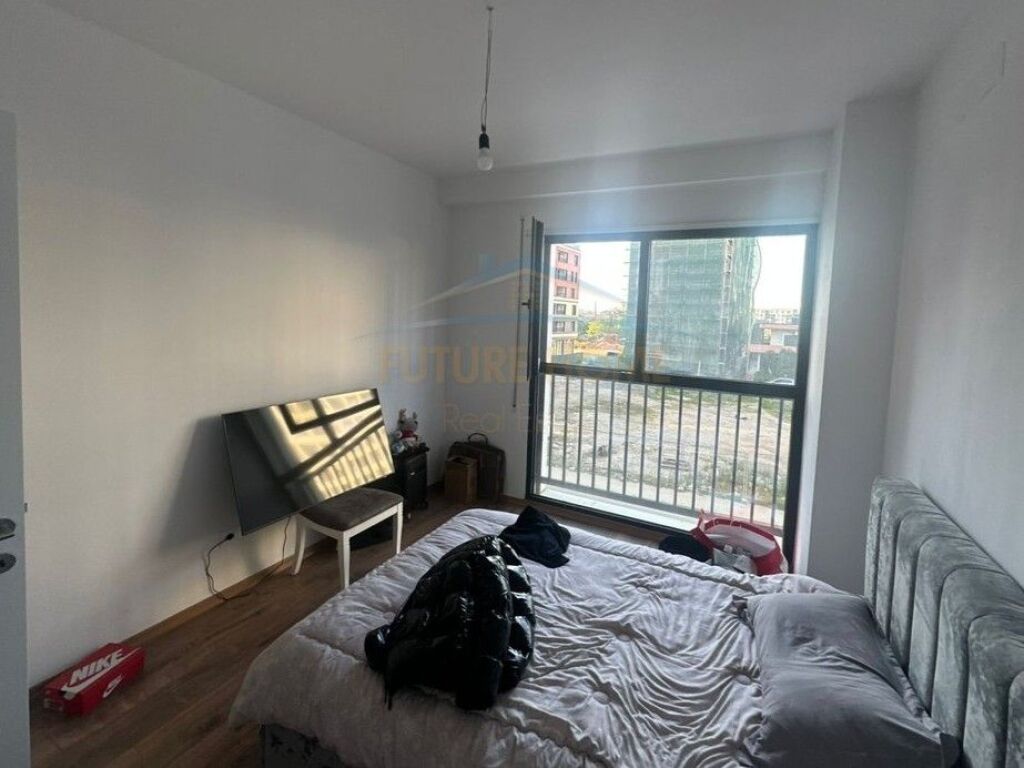 Shitet, Apartament 2+1+2+Post Parkimi, Bulevardi Ri, Tirane