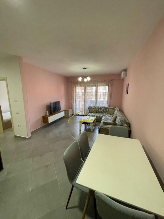 APARTAMENT ME QIRA 1+1 ASTIR 55.000 LEKE