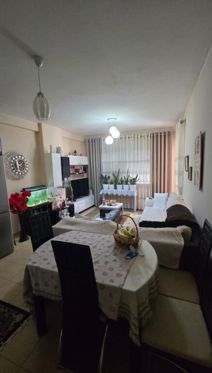 Shitet , Apartament 2+1 , Yzberisht , Tirane