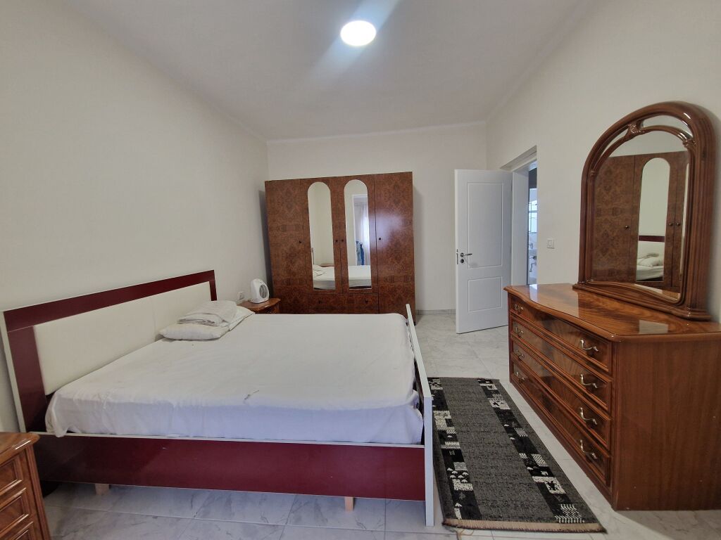 Apartament 2+1 me qera tek Zogu I zi