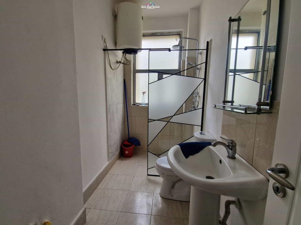 Apartament Me Qera 2+1 Tek Zogu i Zi ( ID B221420) Tirane