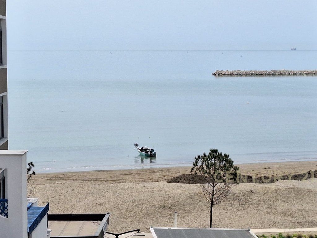 Apartment with Sea View 2+1+3 For Rent on the Beach, Durrës – 780€ | 130 m²