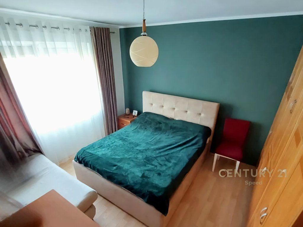 Apartament 1+1 për shitje në Ish-Stacionin e Fundit të Tiranës së Re!!