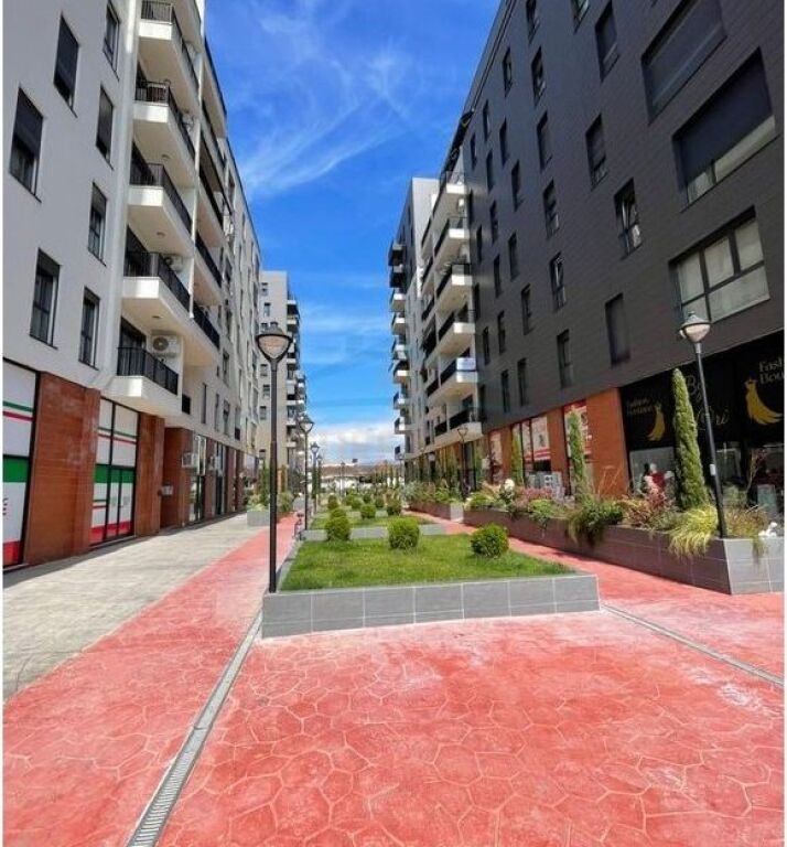 Shitet, Apartament 2+1+2, Trio Towers, Don Bosko