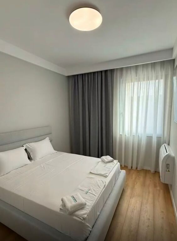 SHITET VILE 2 KATESHE PRANE PISHAVE QERRET, GOLEM