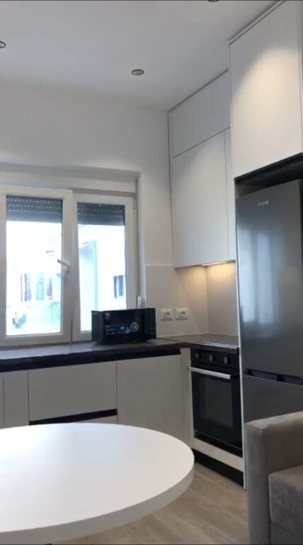 Qera | Apartament 1 + 1 | Blloku | 800 €/muaj