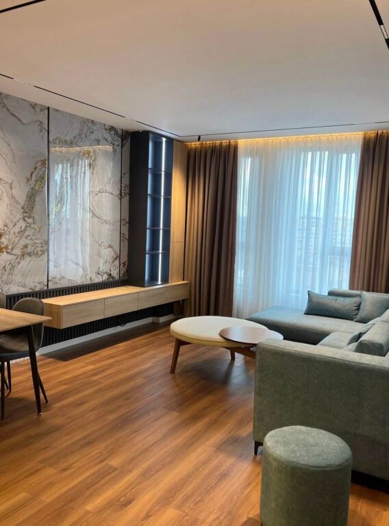 🏡 Shitet Apartament 1+1 + Parkim – Rruga Jordan Misja