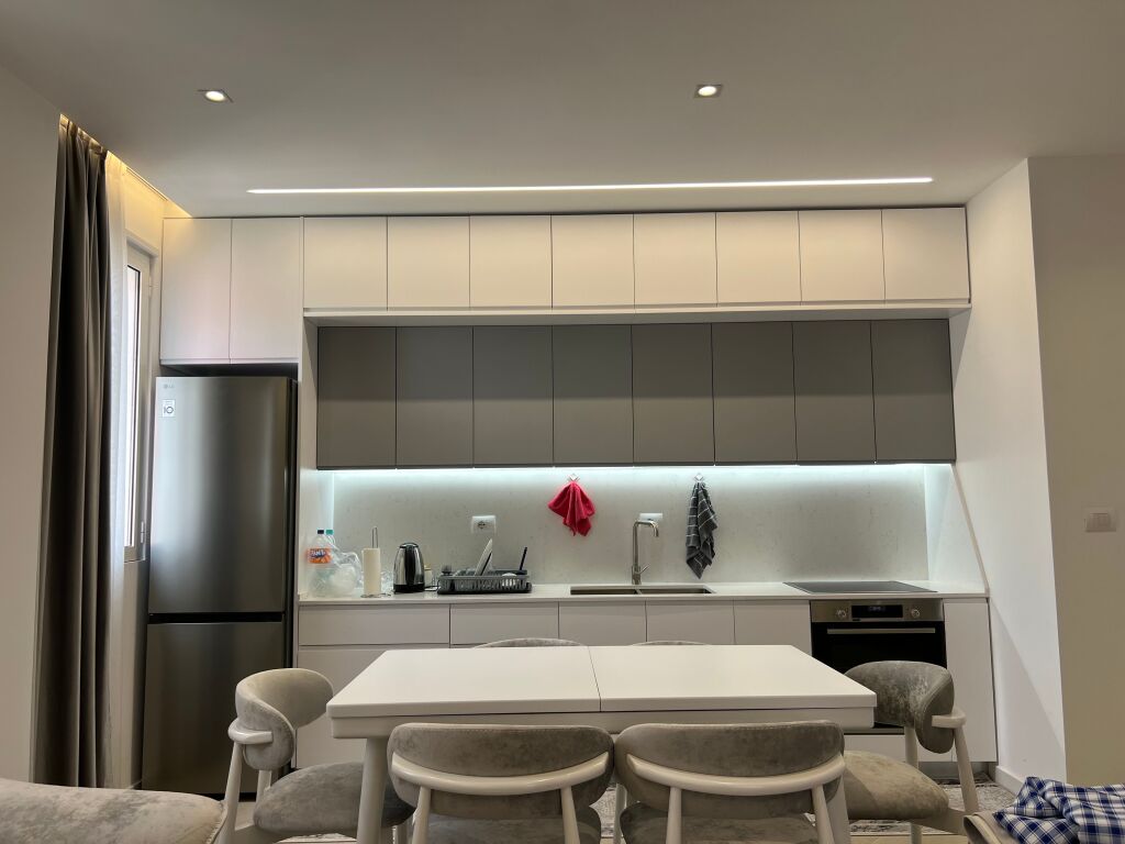 Apartament 2+1+2  per qira pran Amerikan 3