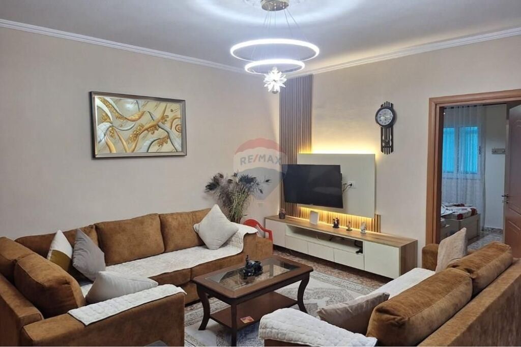 Appartamento - In Affitto - Via Don Bosko, Tirana