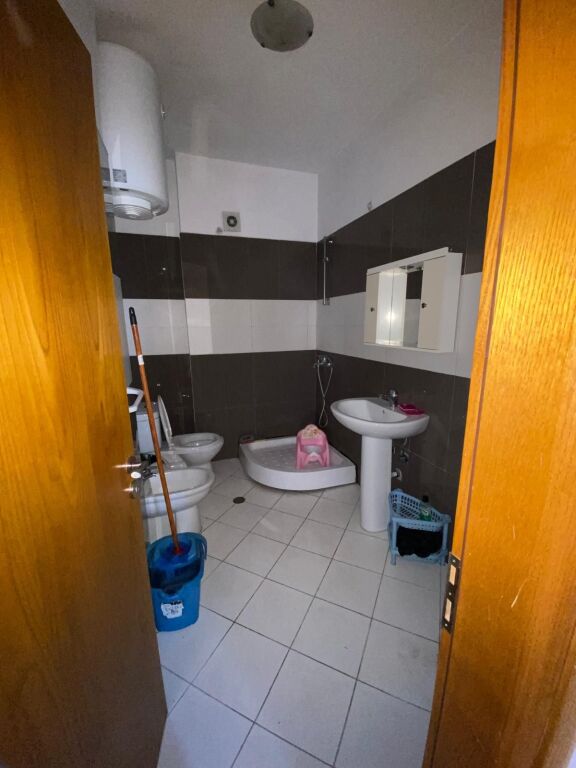 Apartament me qera 2+2+1 - 📍Yzberisht, kompleksi Molla