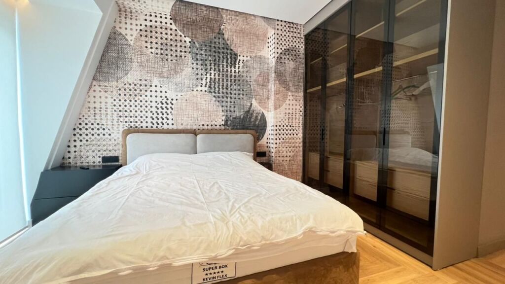 Appartamento di Lusso 2+1+ Posto Auto in TEG