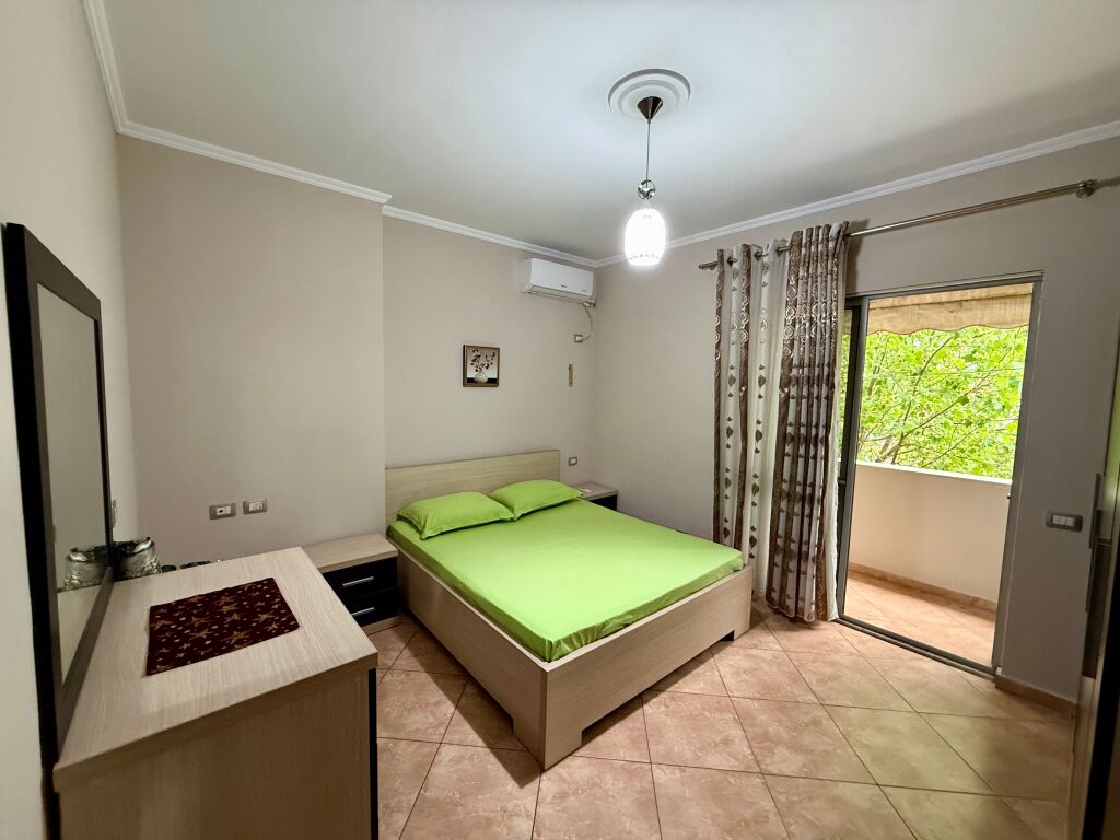 📣 QERA Apartament 2+1+2 Me Ballkon 📍 Rruga e "Kavajes", Perballe Xhamise 💶 Cmimi 70.000 Leke/Muaj✨