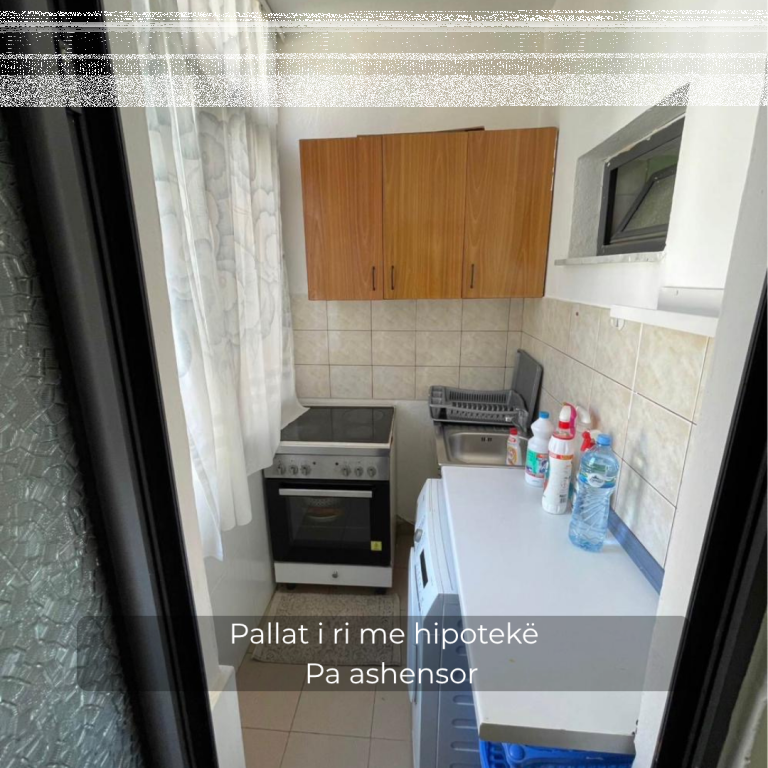 Garsoniere për Shitje Ish Parku Autobuzave