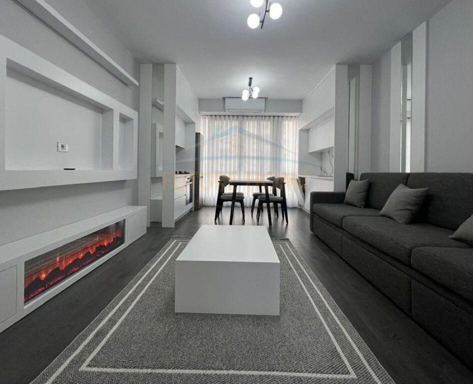 Qera, Apartament 2+1+ Post parkimi, Usluga, Stacioni i Trenit, Tiranë