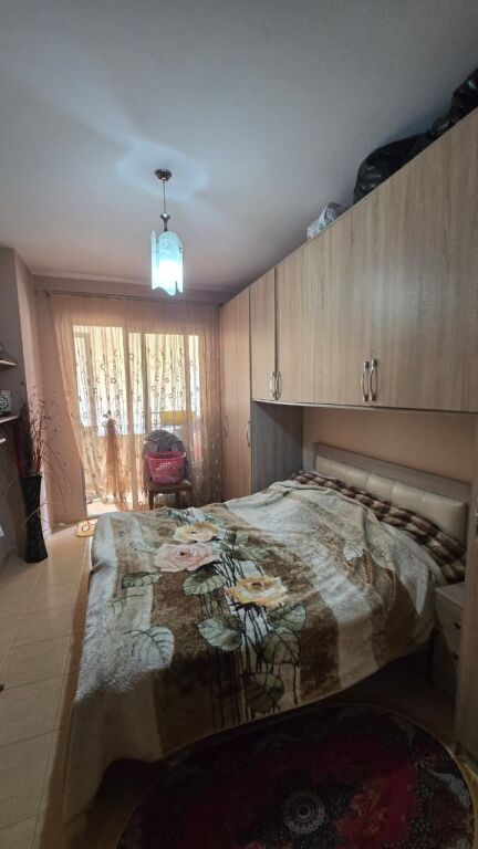 Shitet , Apartament 2+1 , Yzberisht , Tirane