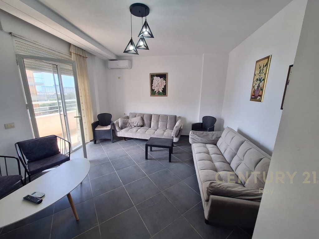 Apartment with Sea View 2+1+3 For Rent on the Beach, Durrës – 780€ | 130 m²