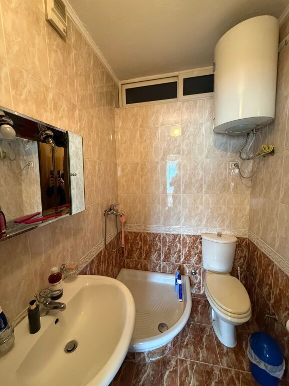 A Shallvaret, Appartamento 2+1+2 Arredato In Affitto!