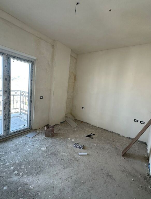 APARTMENT 1+1 FOR SALE – TIRANA PORTA E RE