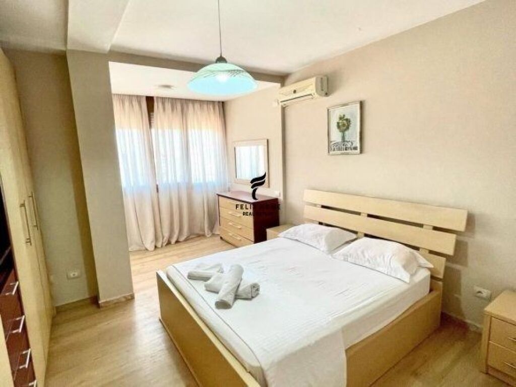 APARTAMENT ME QERA 1+1 MYSLYM SHYRI 85.000 LEKE FH-69517