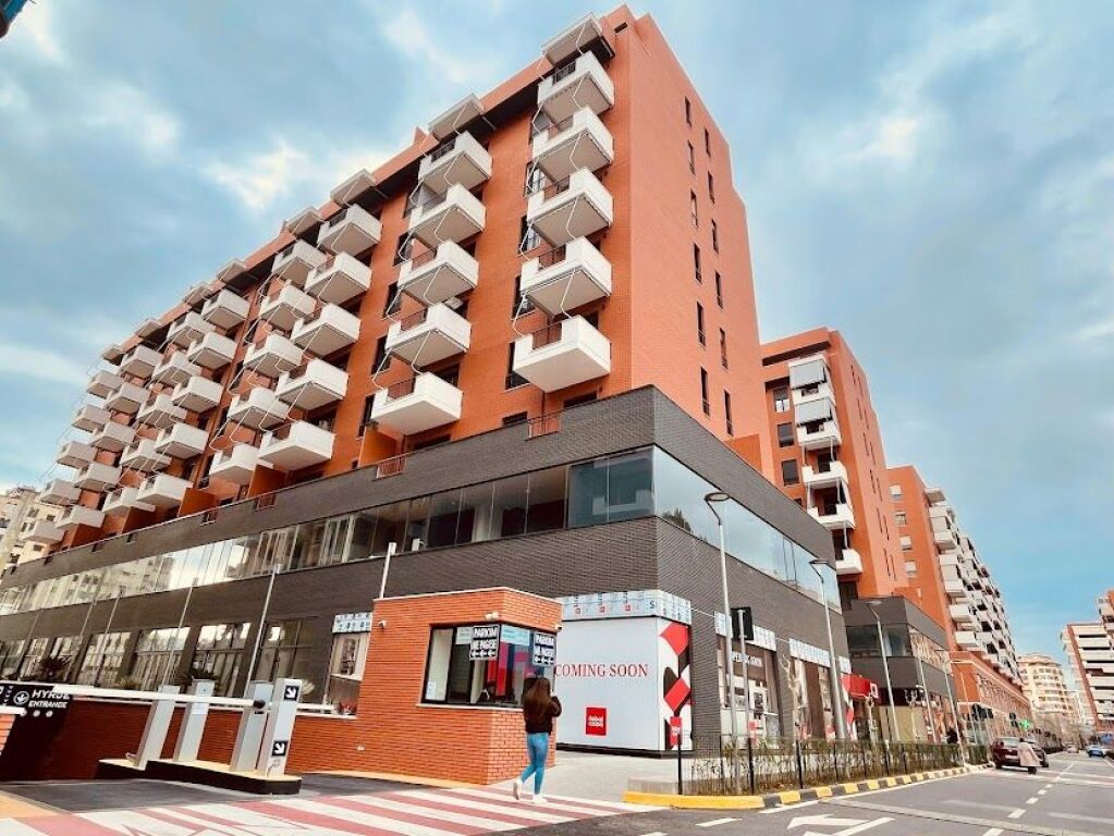 Shop in the Delijorgji Complex