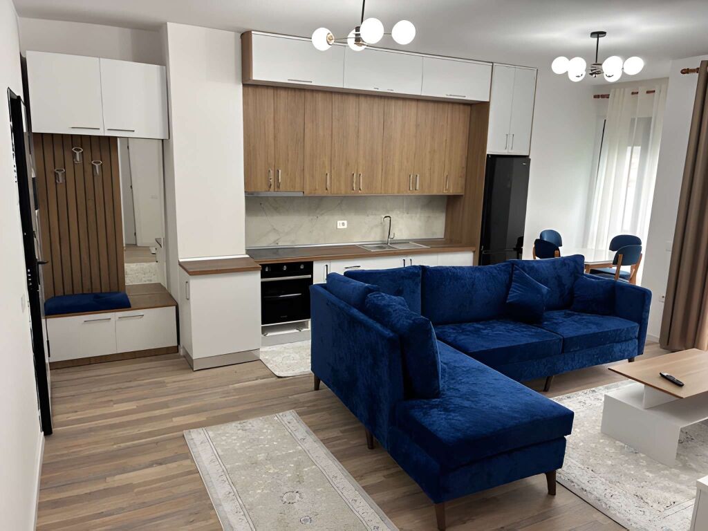 Appartamento 1+1 in affitto – Via 5 Maji Piano: 7 (non ultimo, con 2 ascensori) !