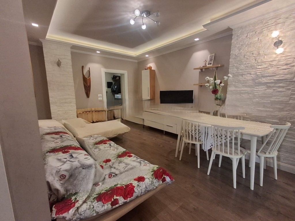 Affittasi Appartamento 2+1+Balcone – vicino alla Scuola di Balletto 650 € /Mese