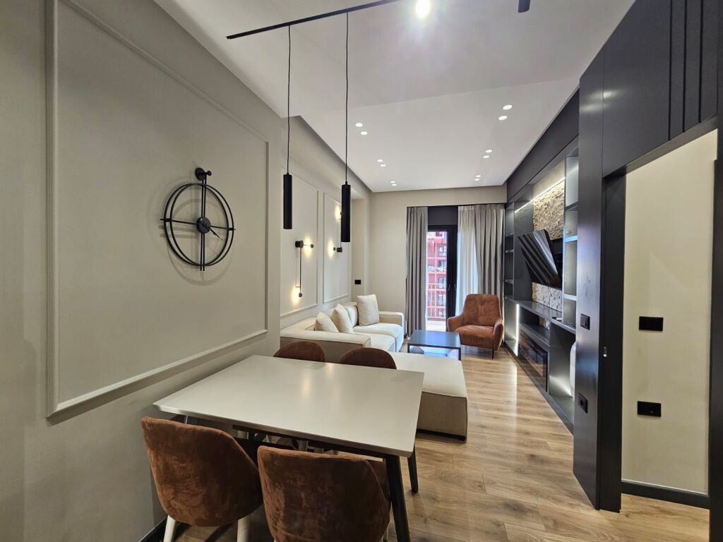 Apartament 1+1 per qera tek rruga e Kavajes!